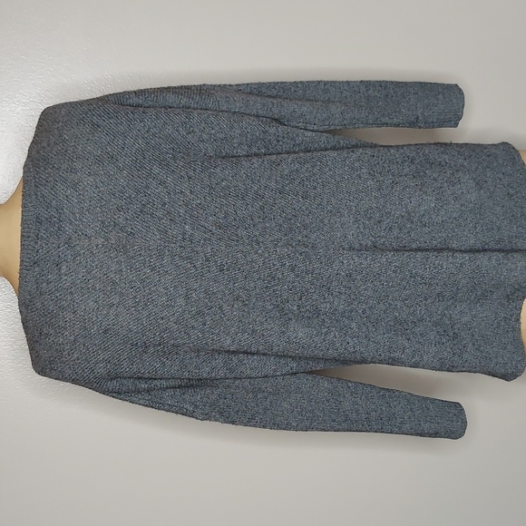 VINCE | CREW NECK | WOOL / YAK | OVERSIZE SWEATER | SZ XS - Picture 2 of 7